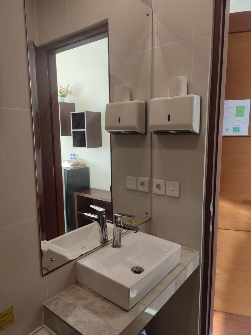 Hotel Kubu Di-Kayla'S Sanur Zewnętrze zdjęcie